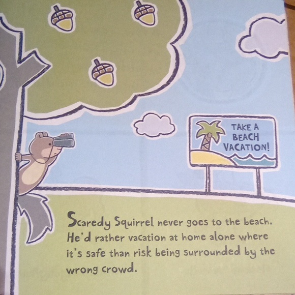 Scholastic Scaredy Squirrel at the beach 16/pgs - Picture 6 of 9